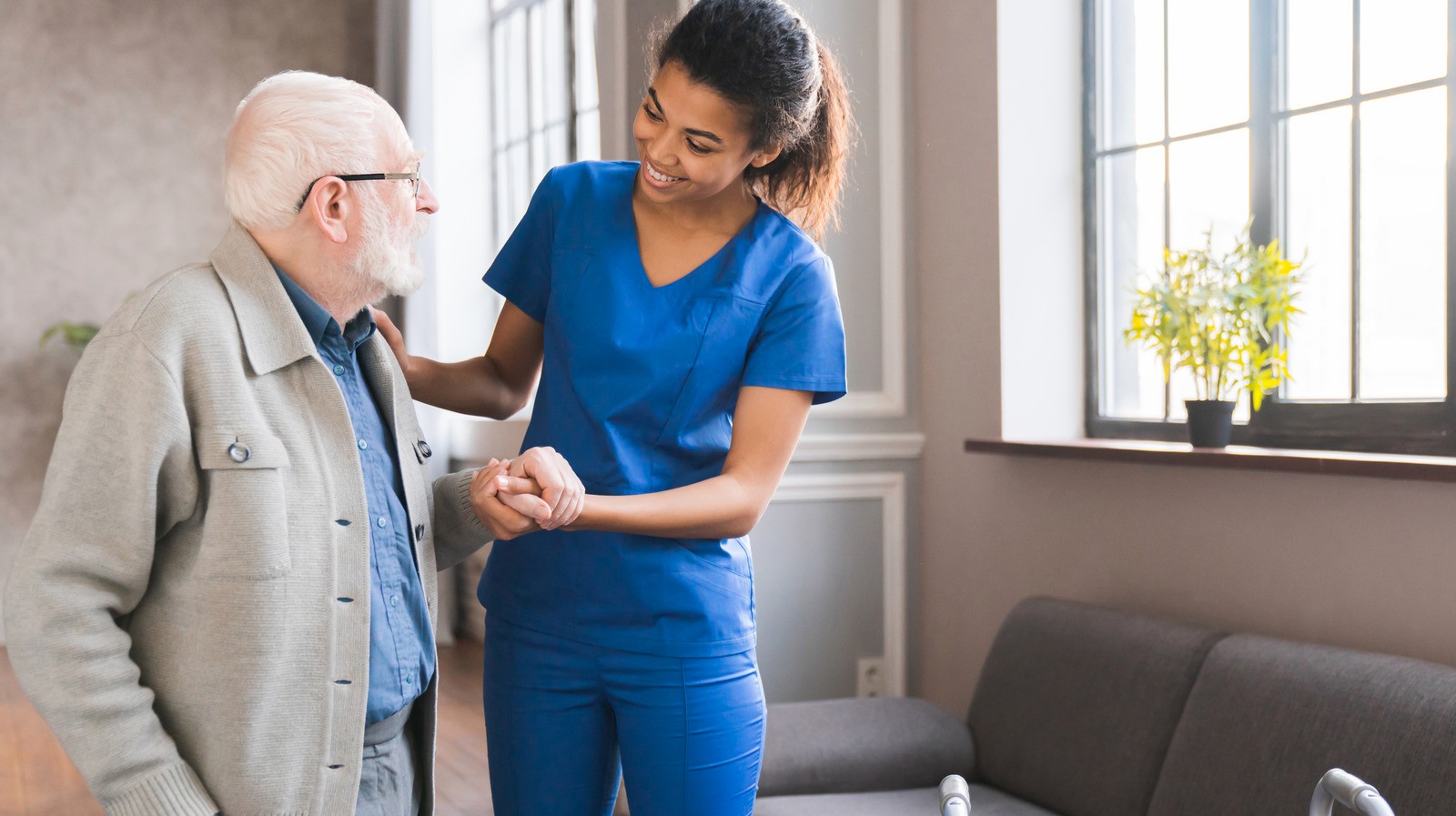 What are the duties of a home health aide?